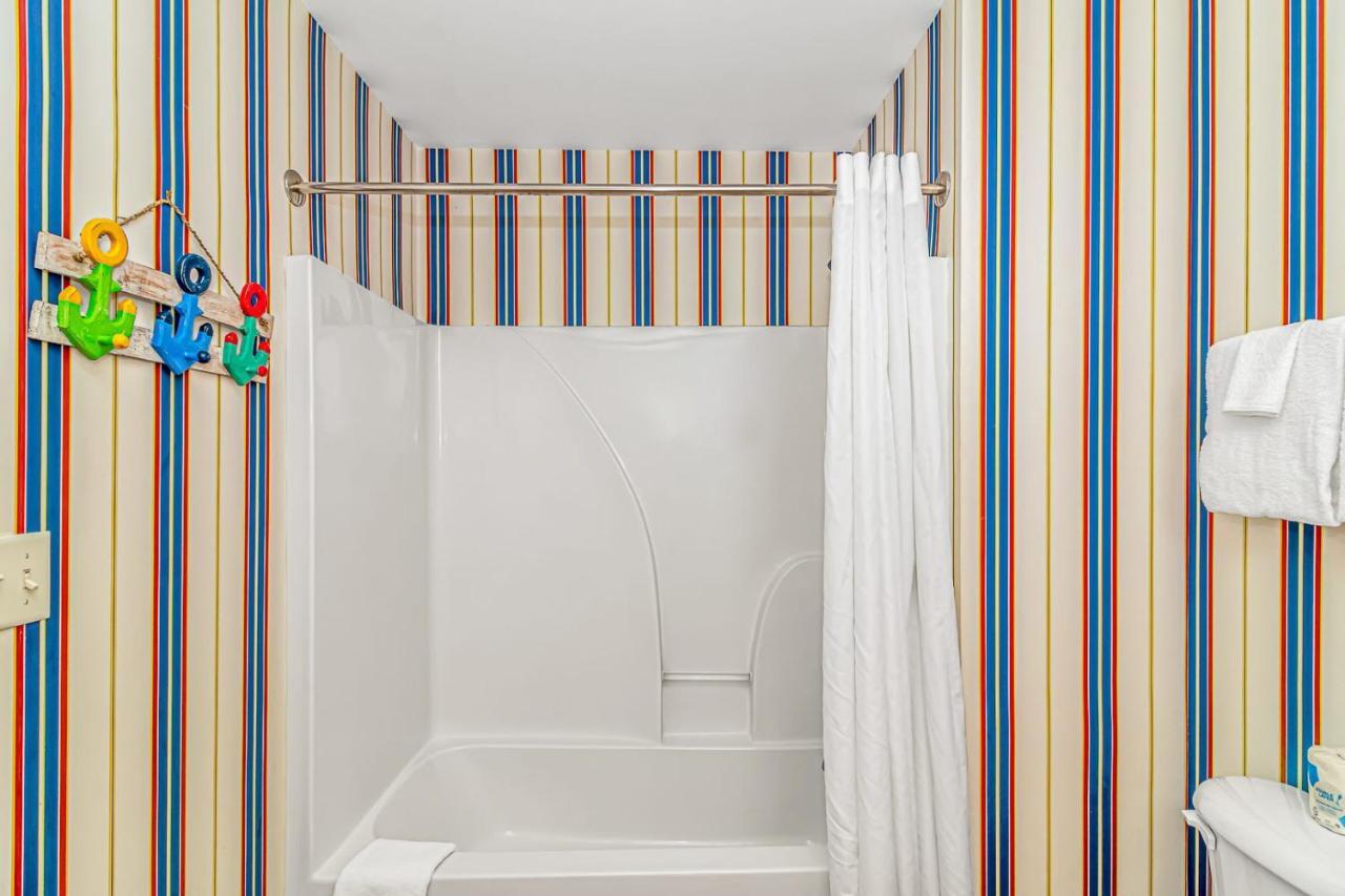 Ocean Breeze Luxury Villas 3D, Nicely Updated! Across From The Ocean! Sleeps 18 ! Myrtle Beach Kamer foto